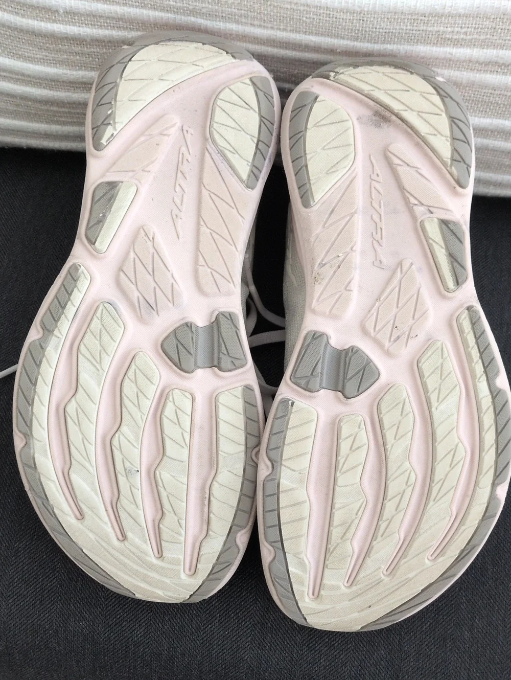 Experience Flow 3 Road-Running Shoes - Women's